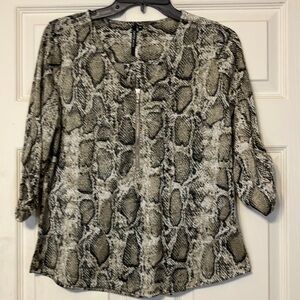 Cathy Petit small top